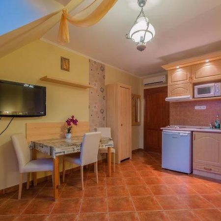 Rozmann Family Panzio & Apartmanhaz Sárvár Zewnętrze zdjęcie