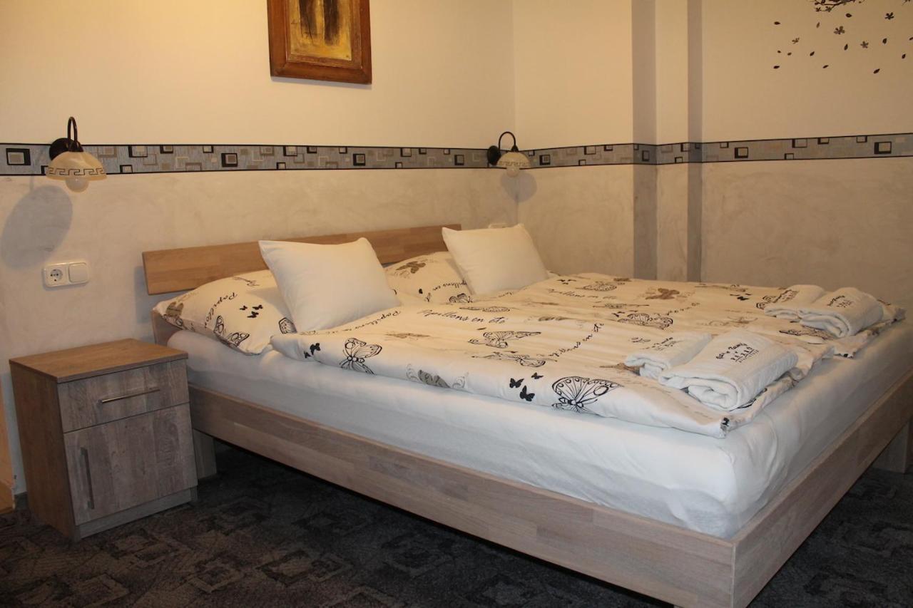 Rozmann Family Panzio & Apartmanhaz Sárvár Zewnętrze zdjęcie